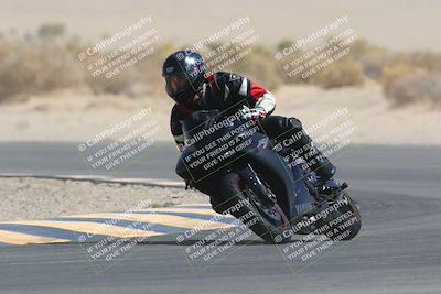 media/Mar-28-2022-Superbike Trackdays (Mon) [[b8603d0f67]]/Open Track Time/Turn 16/